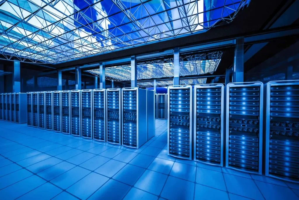 GCC Data Center Boom: Expert Insights